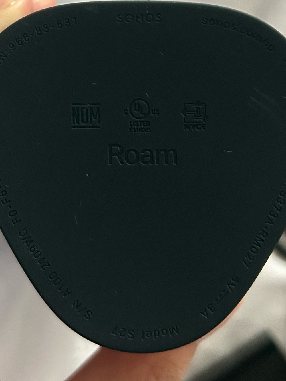 Sonos Roam Model S27 Portable Black Wireless Speaker with Charger - Picture 4 of 4
